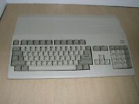 COMMODORE AMIGA A500 A 500 VINTAGE COMPUTER